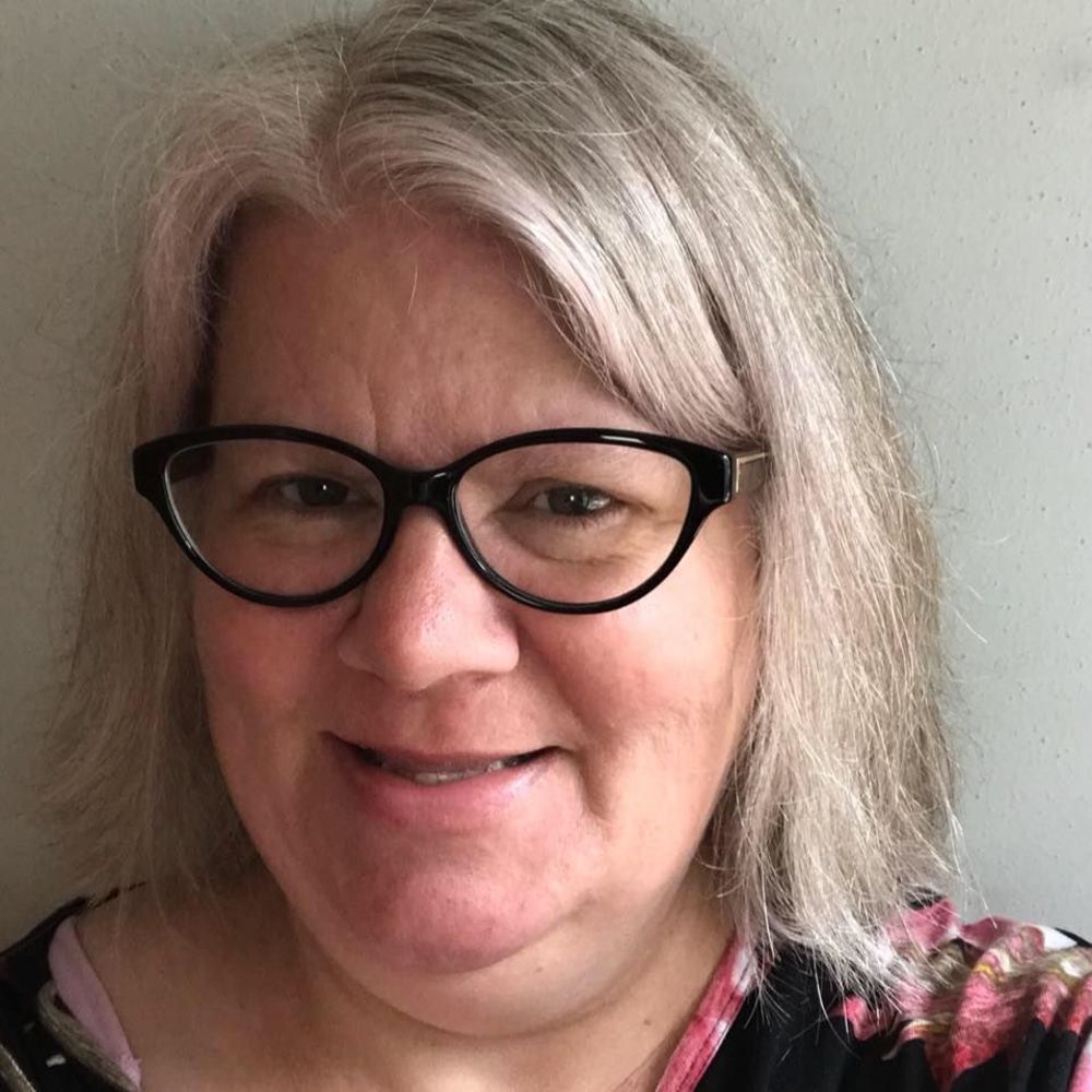 Meet your Posher, Sharon